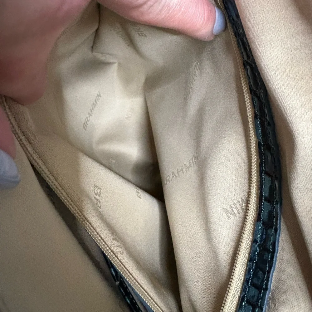 **SOLD**Brahmin NWOT Large Leia - Blue Patina Melbourne - 2 Perfect Eyes - Picture 13 of 16